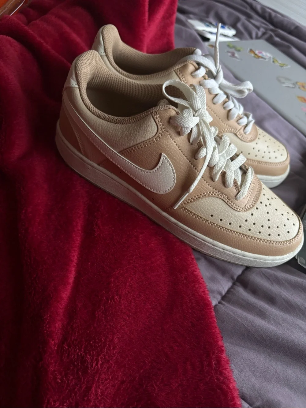 Nike stylish low